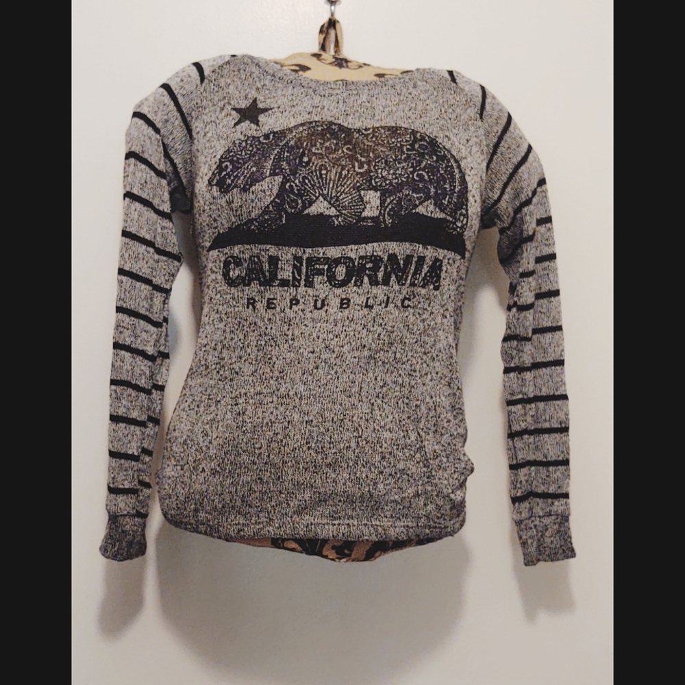 Aran's Den California Republic Sweater